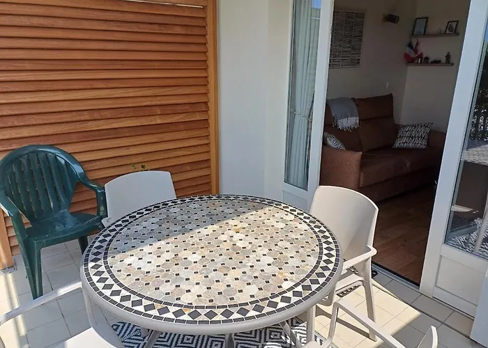 Le 501 F2 De Plain-pied Avec Terrasse * 库尔瑟勒·苏尔·梅尔